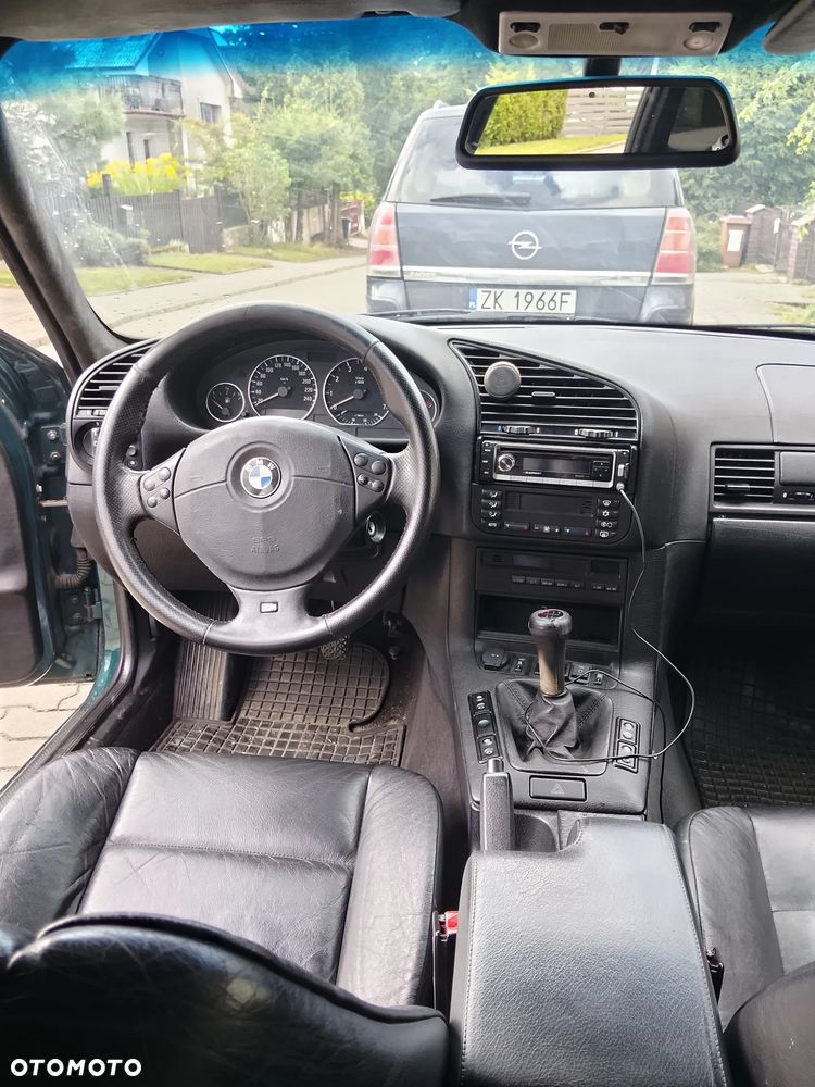 BMW Seria 3 - 12