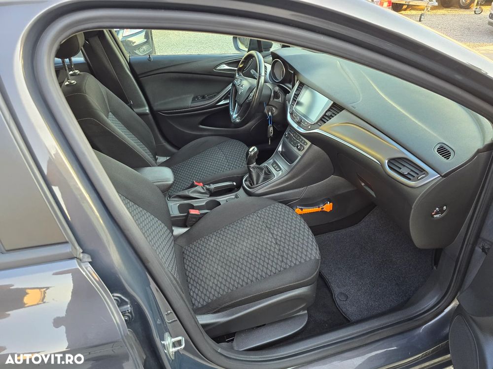 Opel Astra 1.6 D (CDTI) Selection - 12