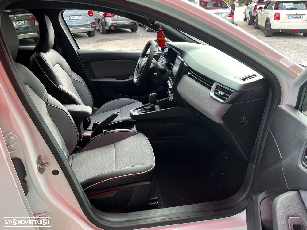 Renault Clio 1.6 E-Tech Full Hybrid RS Line - 13