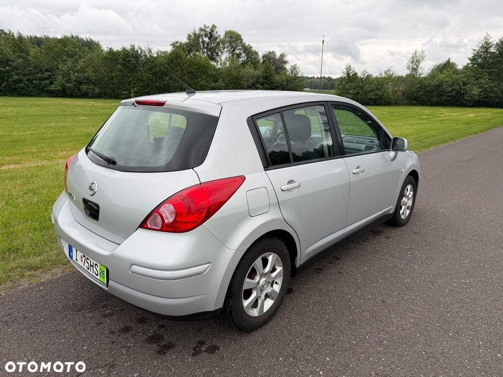 Nissan Tiida - 3