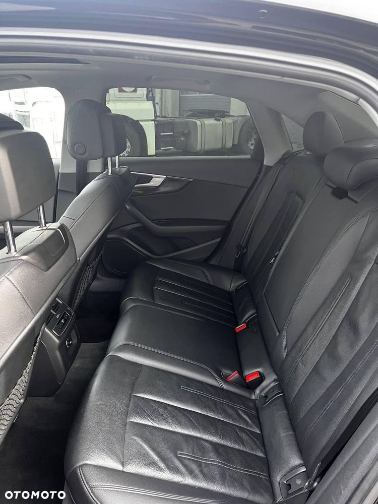 Audi A4 Limousine 2.0 TFSI Quattro S tronic - 12