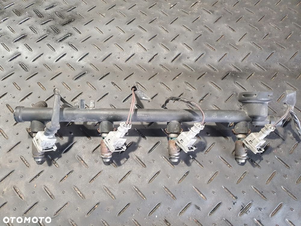 Renault Laguna I 1.8 16V WTRYSKIWACZ wtrysk IWP042 LISTWA KOMPLET - 2