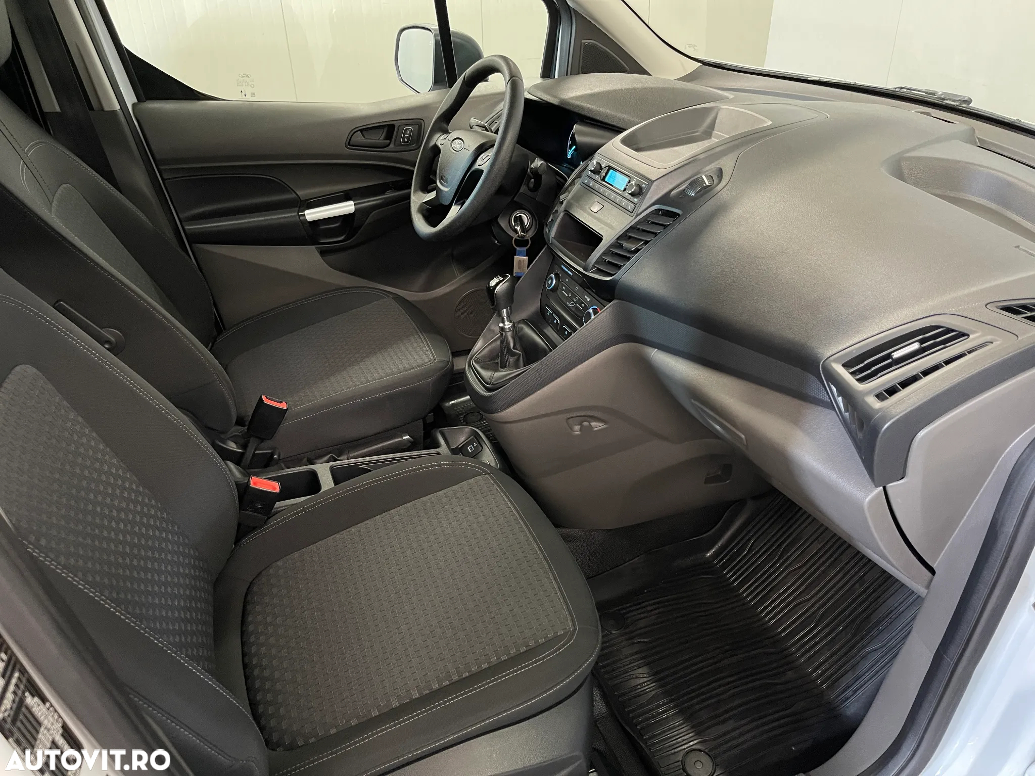 Ford Transit Connect 1.5 EcoBlue 100CP 6MT Kombi Commercial L2 Trend - 10