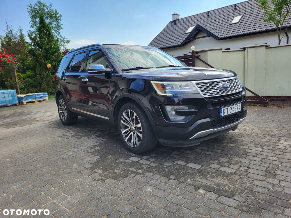 Ford Explorer - 3