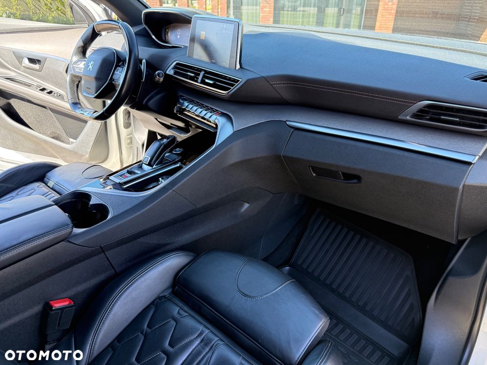 Peugeot 3008 2.0 BlueHDi GT S&S EAT8 - 29