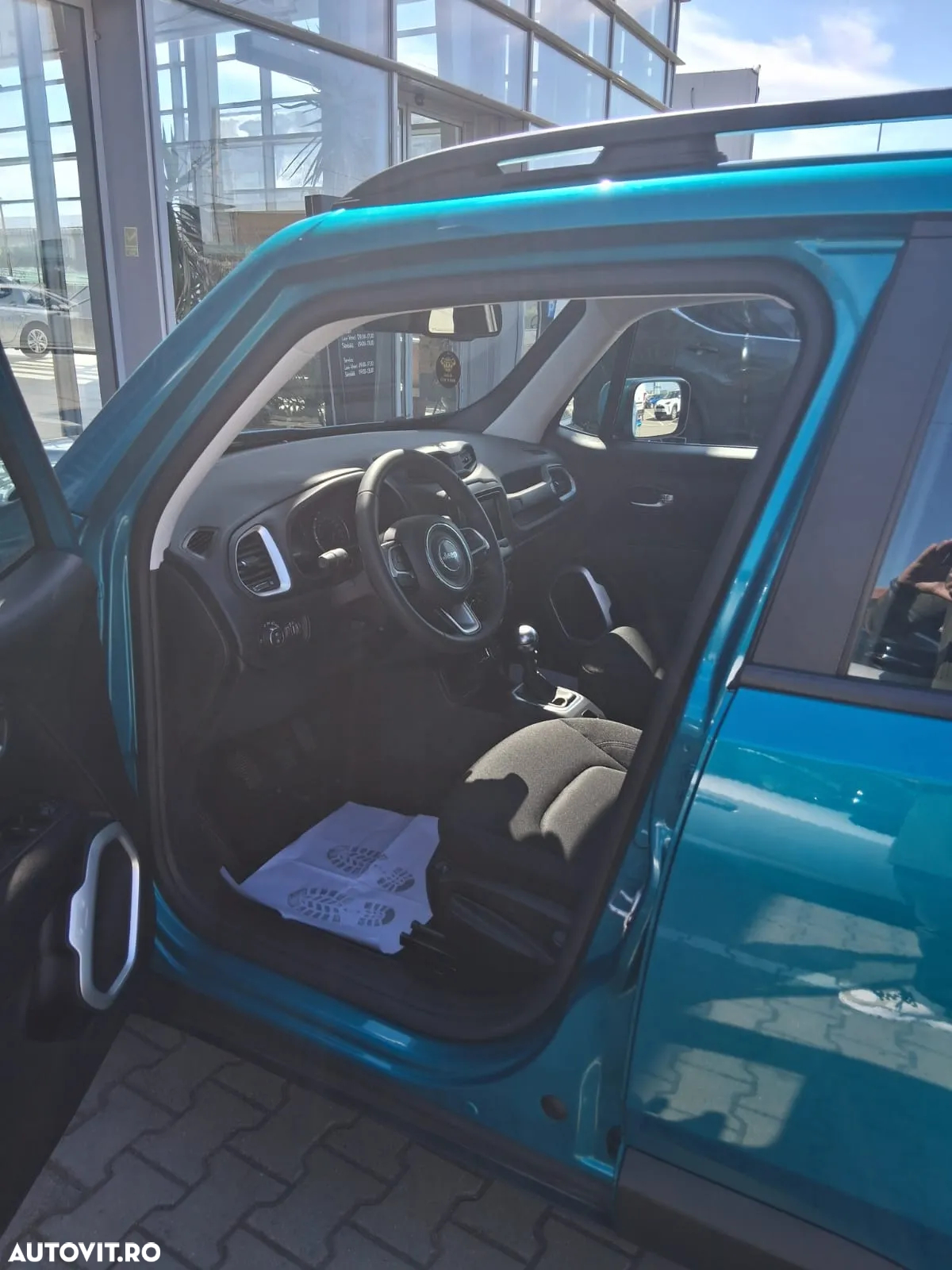 Jeep Renegade 1.0 Turbo 4x2 M6 Longitude - 5