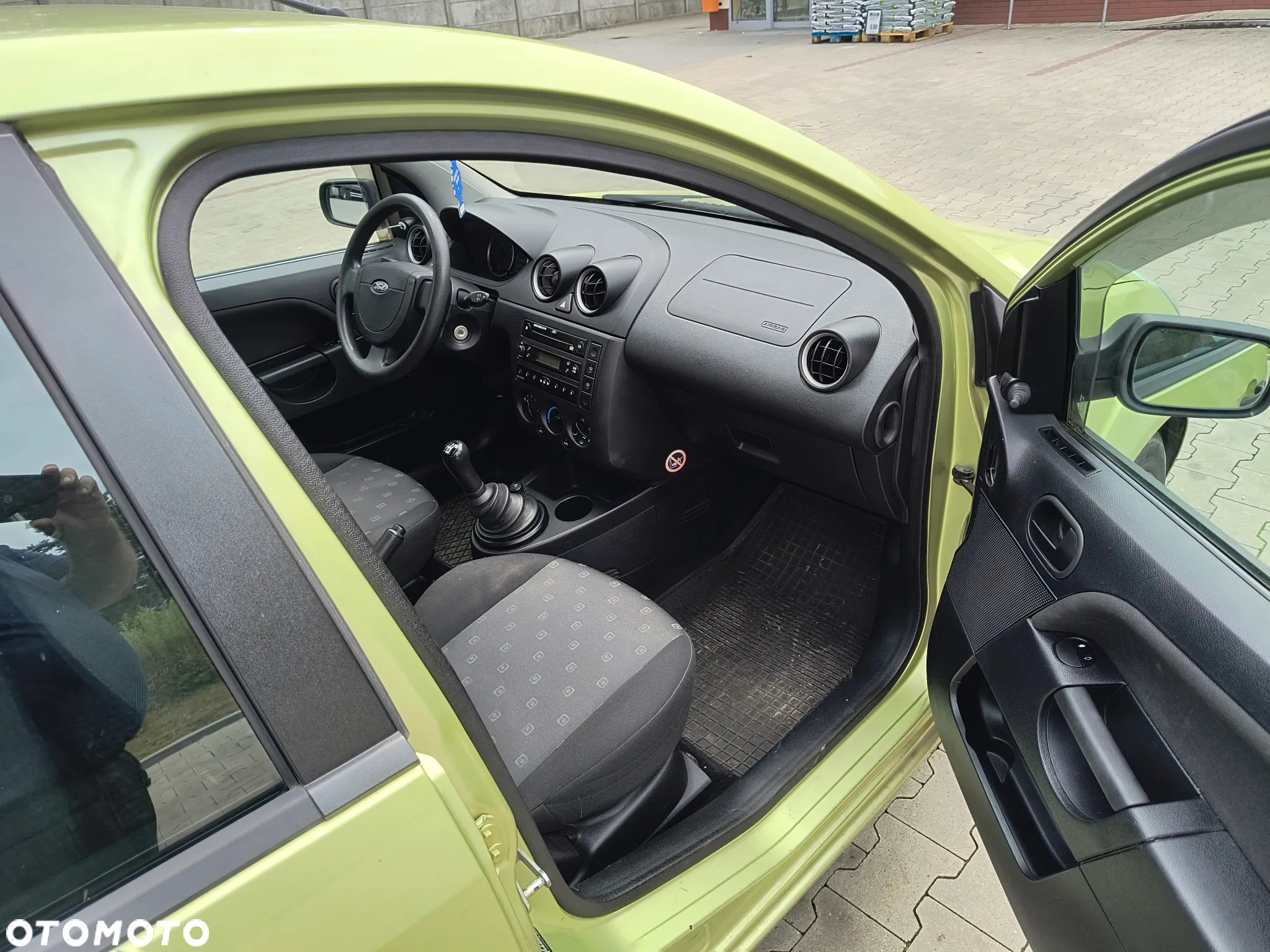 Ford Fiesta 1.4 - 6
