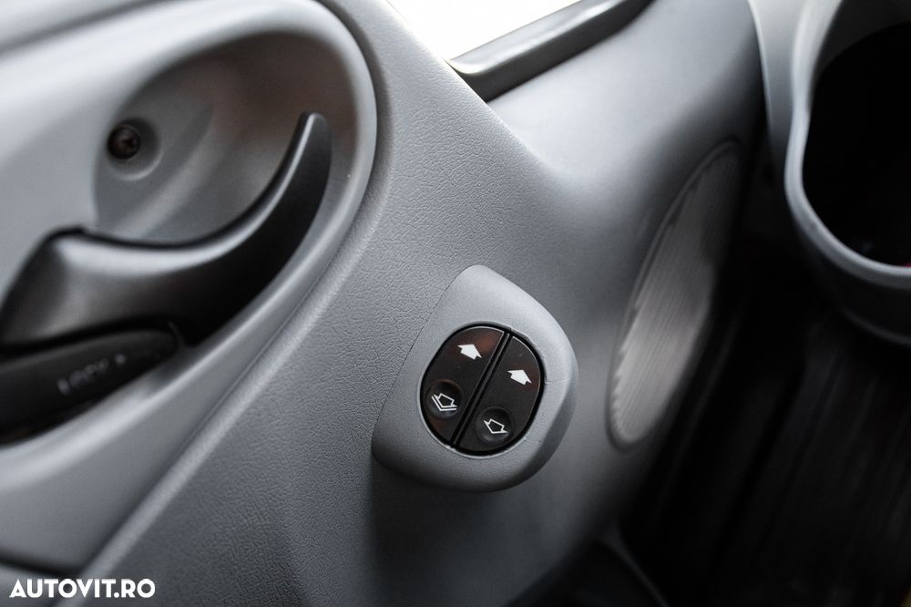Ford Tranzit Doka 7 locuri - 10