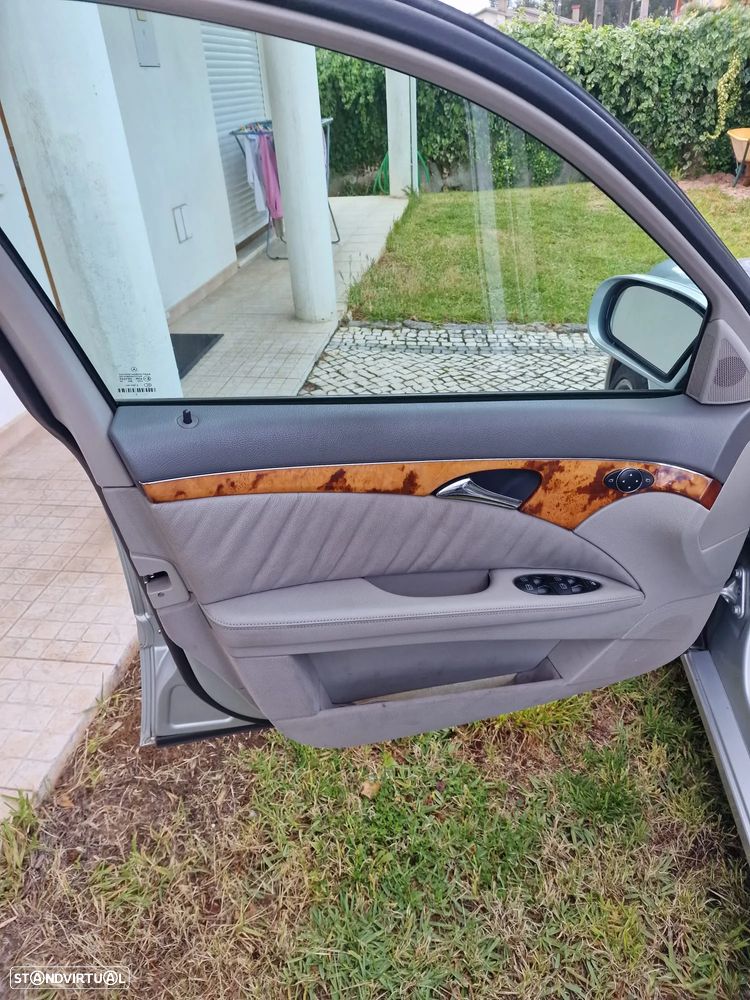 Mercedes-Benz E 220 CDi Elegance - 24