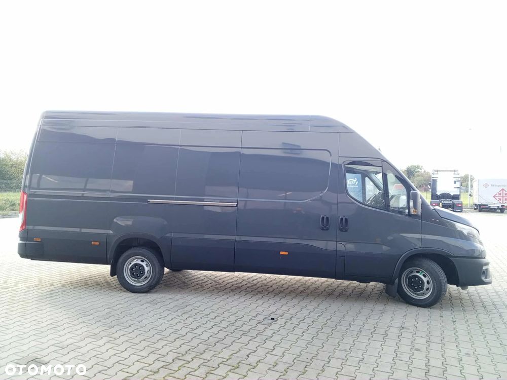 Iveco 35S18HV - 4