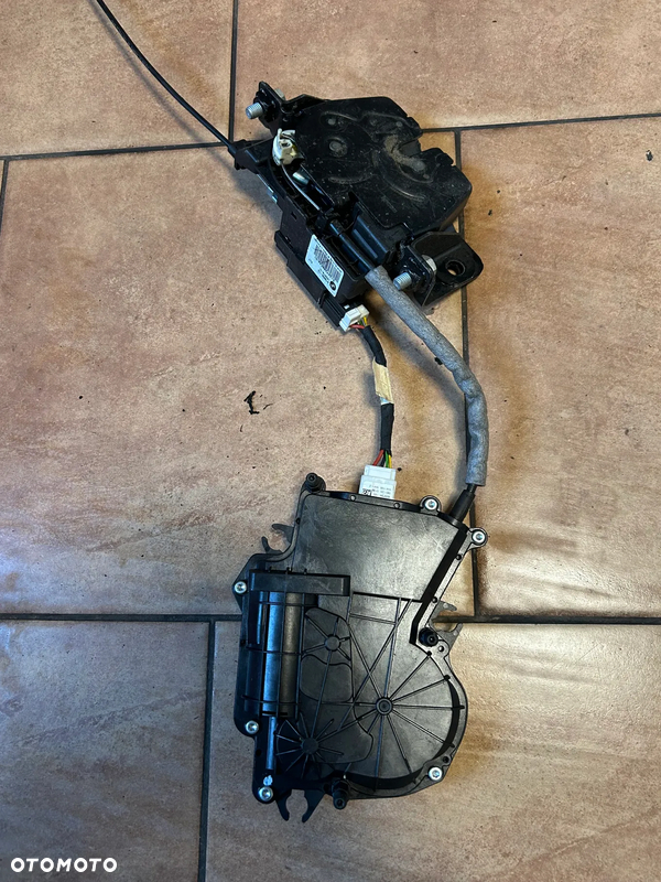 BMW 5 GT F07 ZAMEK DOCIĄG KLAPY TYLNEJ BAGAŻNIKA 7155158 7269544