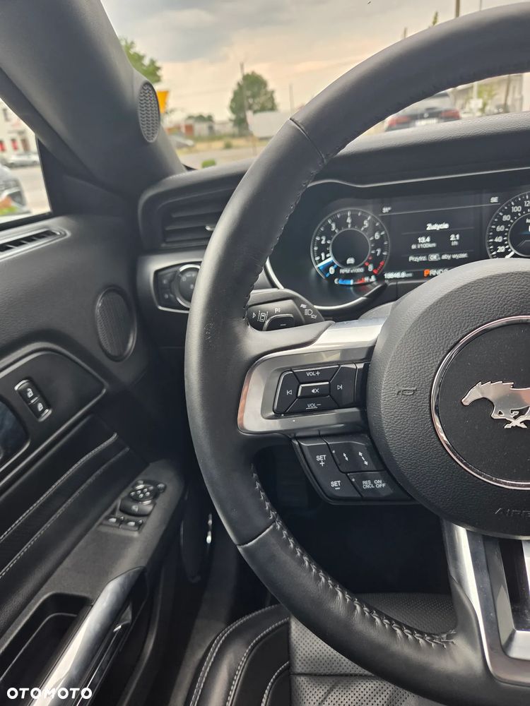 Ford Mustang 5.0 V8 GT - 14