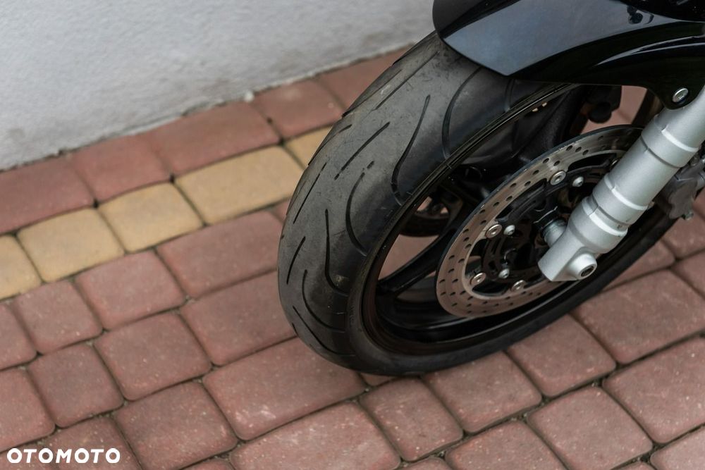 Yamaha FZ - 7