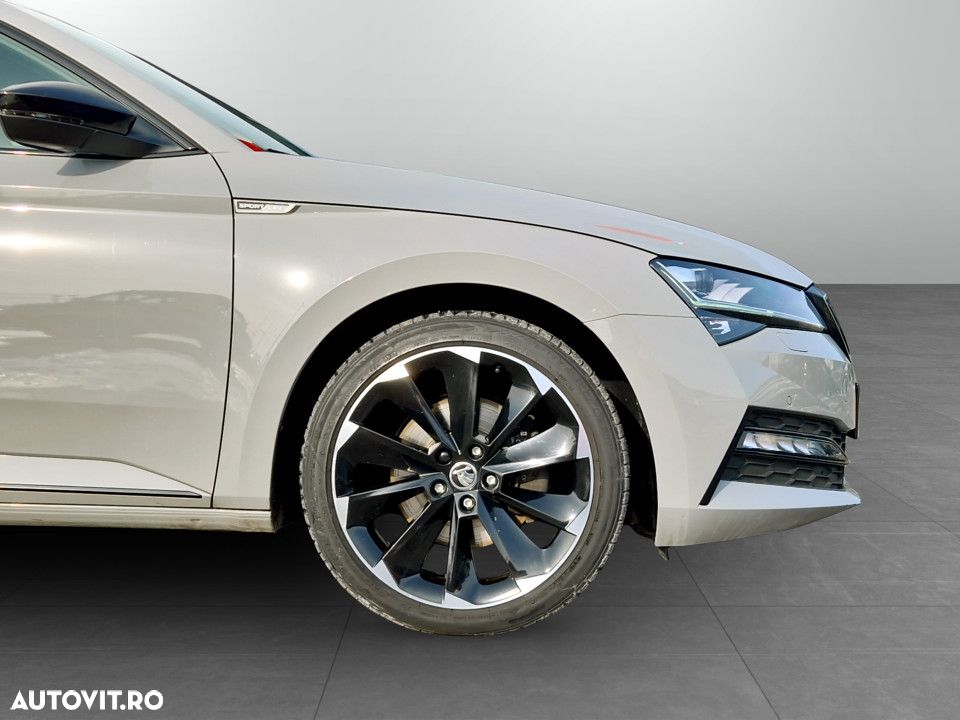 Skoda Superb 2.0 TSI DSG Sportline - 11