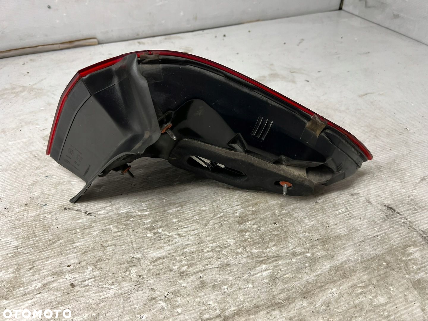 LAMPA LEWA TYLNA TYŁ MERCEDES W212 A2129061703 - 6