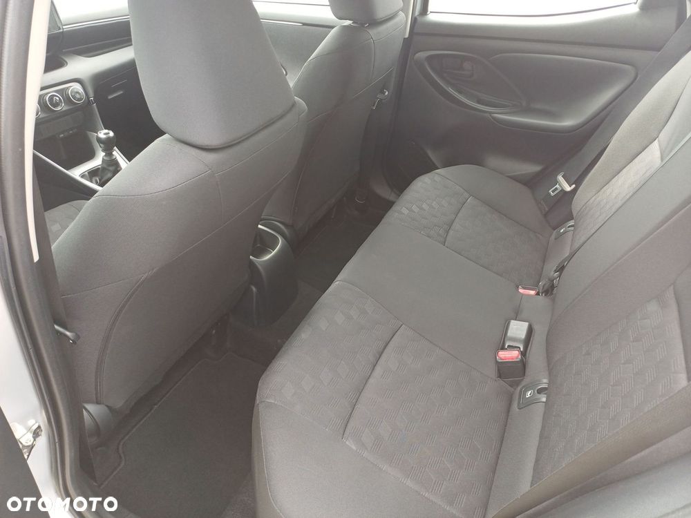 Toyota Yaris 1.5 Comfort - 11