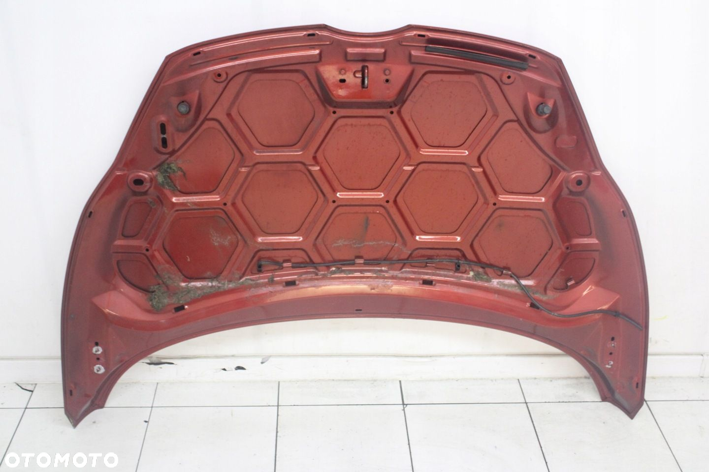 FORD FIESTA MK7 2008R- MASKA POKRYWA SILNIKA T9 - KOD LAKIERU - 13