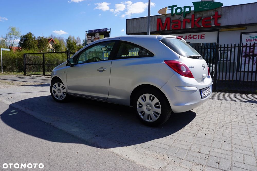 Opel Corsa 1.2 16V - 18