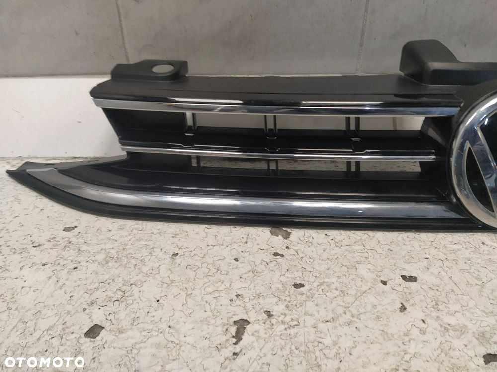 VW GOLF SPORTSVAN LIFT GRILL ATRAPA CHŁODNICY ZNACZEK CHROM ORYGINAŁ - 10