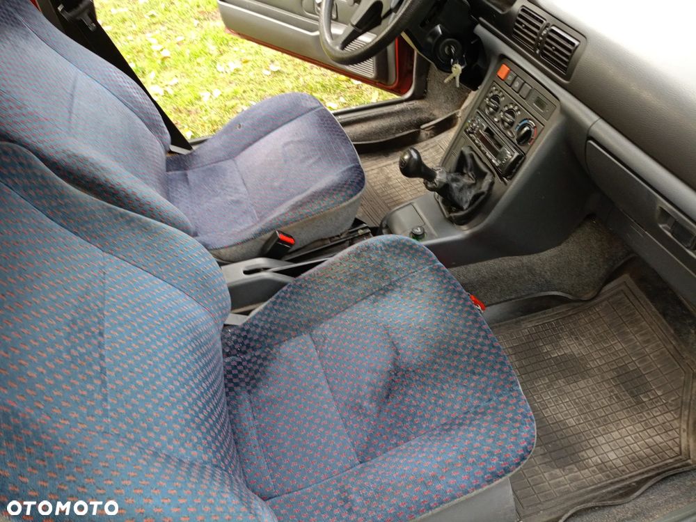 Polonez Caro - 8