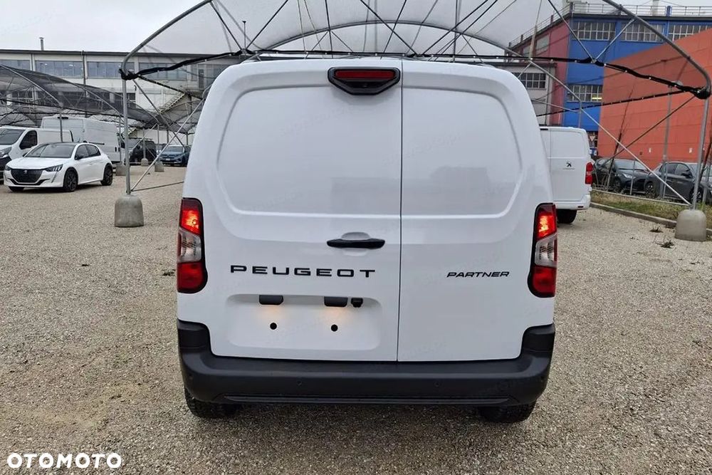 Peugeot Partner Van M Pro Skill EAT8 1.5 130KM - 7