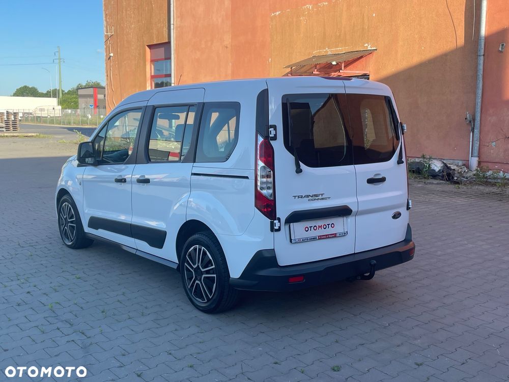 Ford Transit Connect - 38