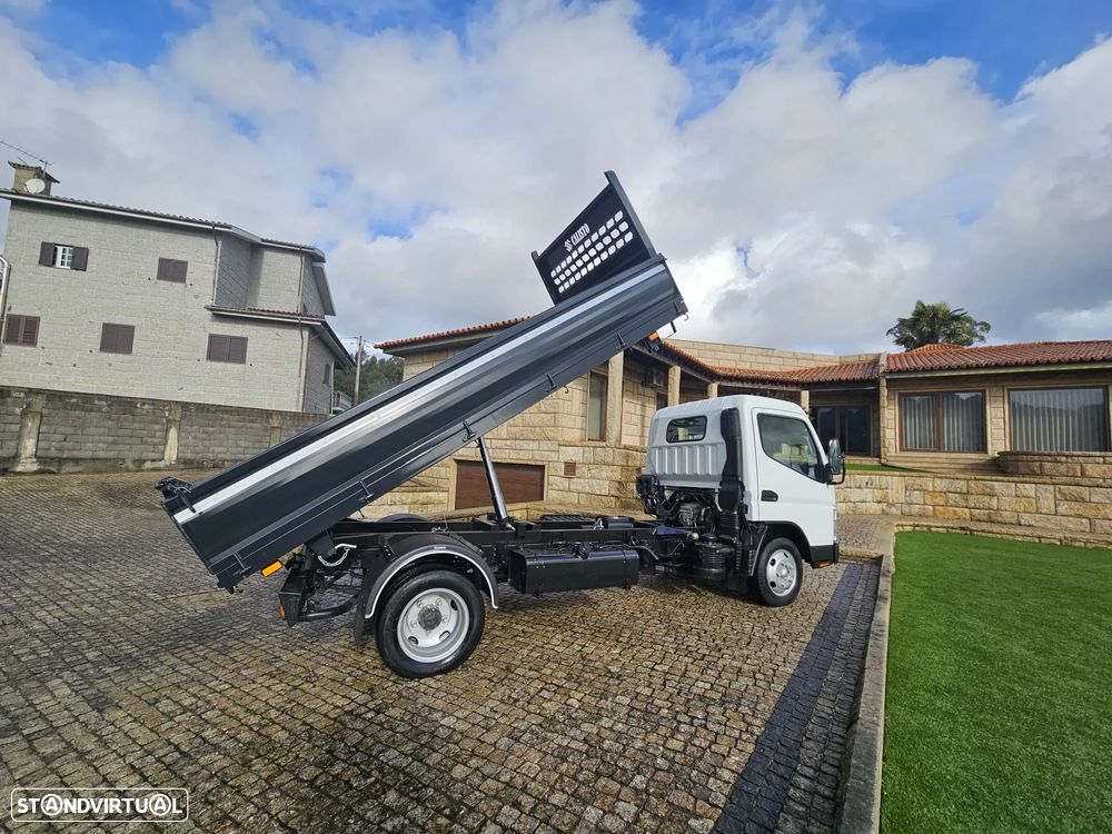 Mitsubishi CANTER TRIBASCULANTE 3.0 CC 125 CV - 8