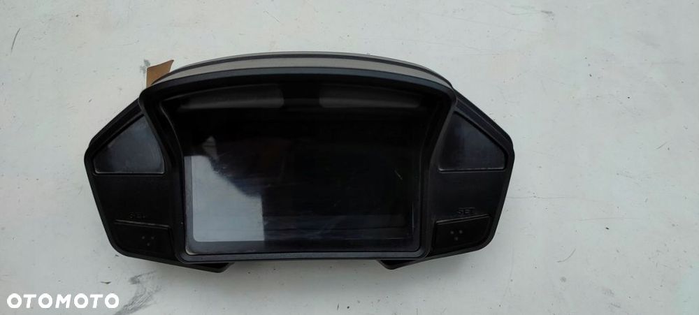 HONDA VFR 800 CROSSRUNNER 2016 LICZNIK ZEGARY - 1