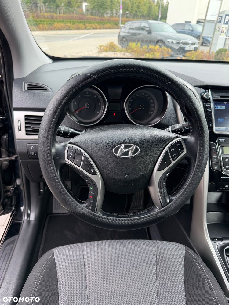 Hyundai i30 - 13
