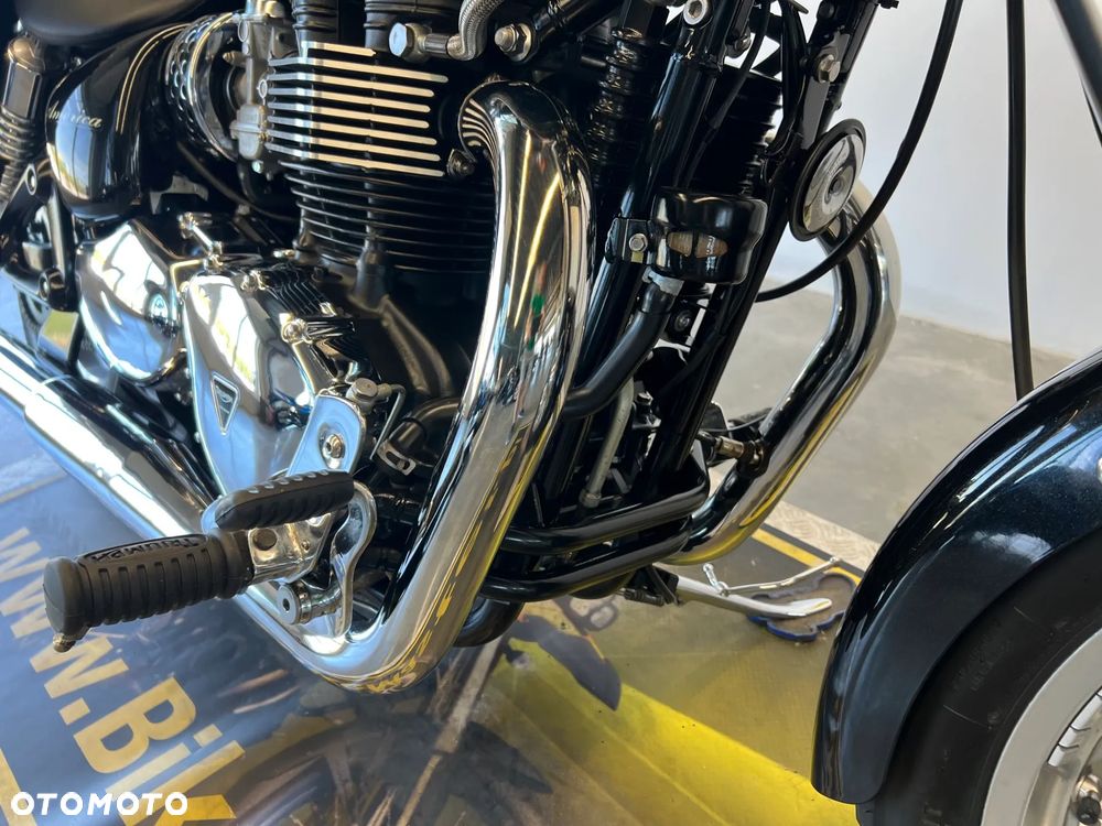 Triumph America - 24