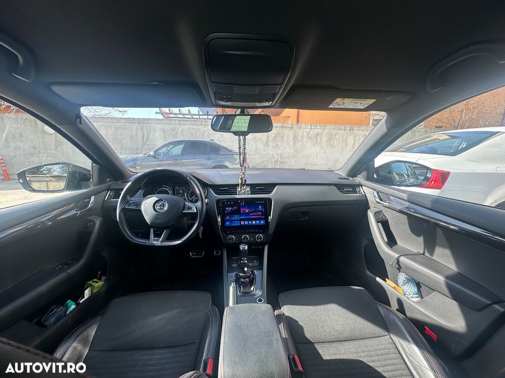Skoda Octavia 2.0 TSI DSG RS - 1
