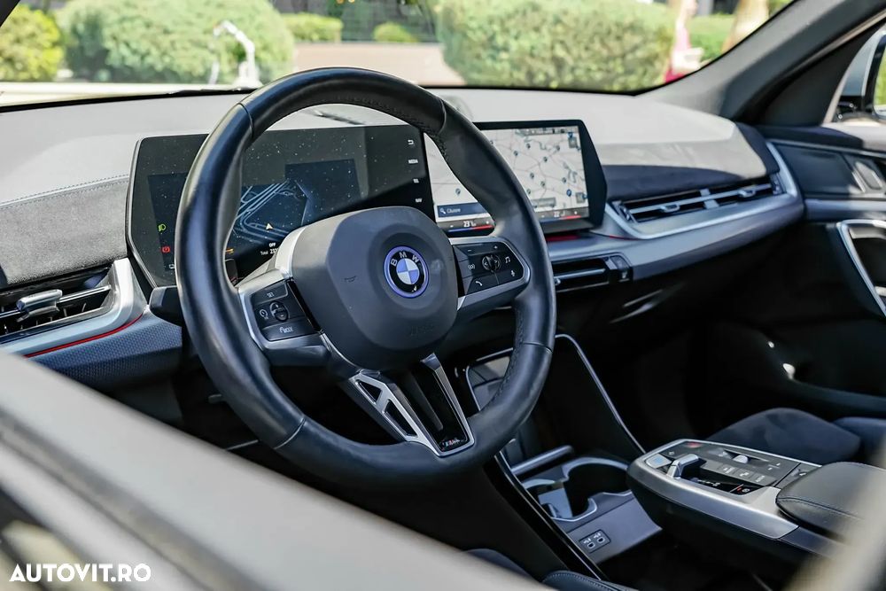 BMW iX2 xDrive30 - 5