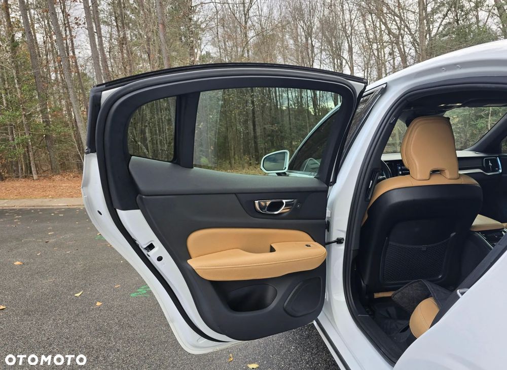 Volvo S60 T6 AWD Inscription - 34