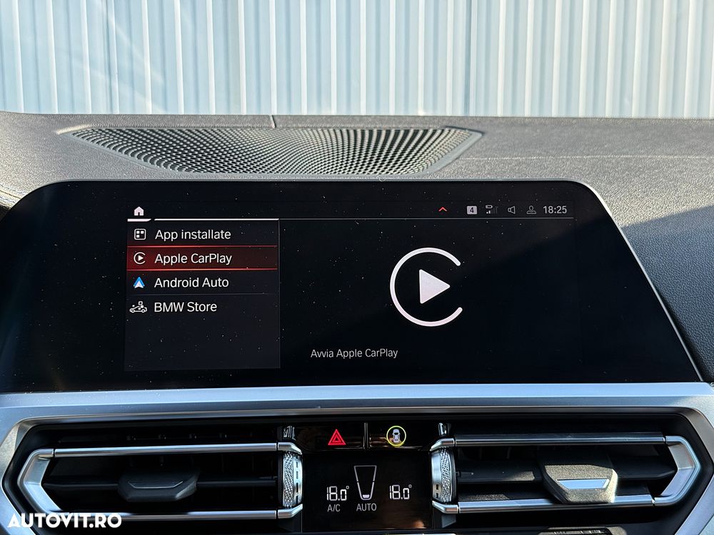 BMW M4 M440i xDrive AT MHEV - 30