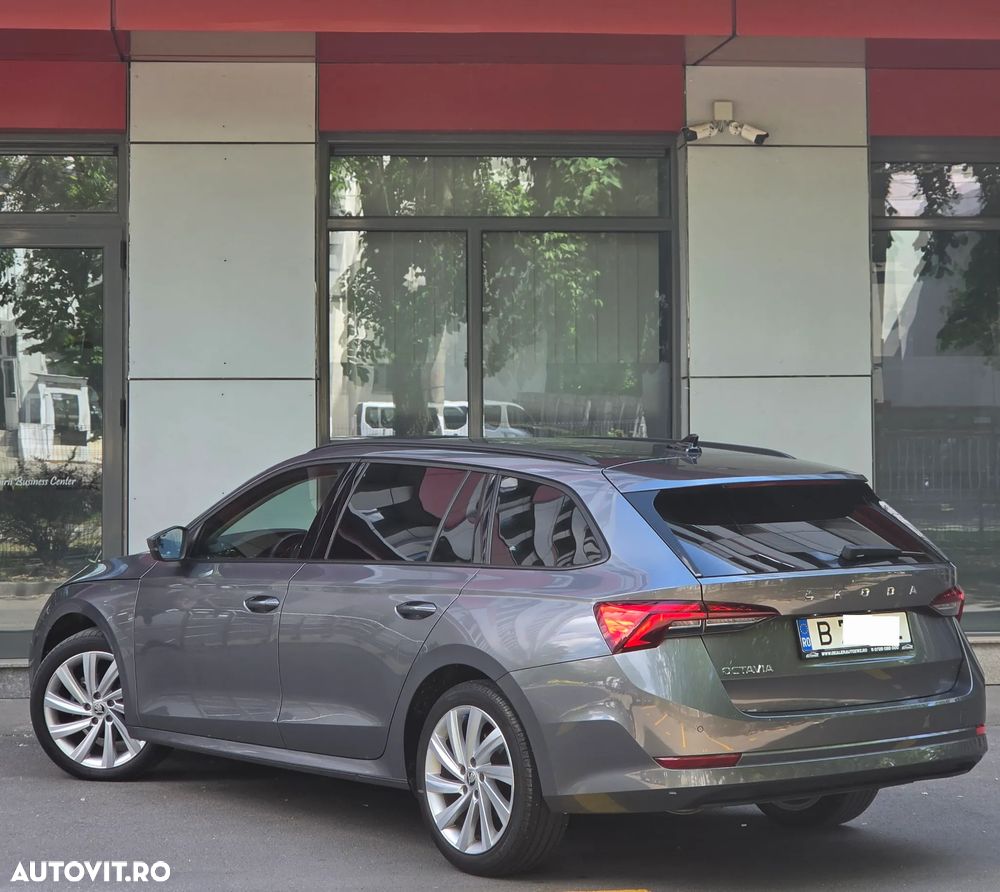 Skoda Octavia 2.0 TDI DSG Clever - 4