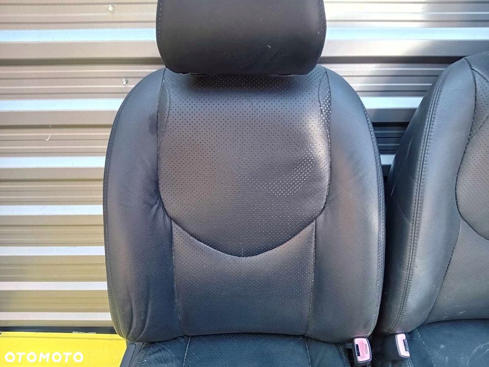 TOYOTA RAV4 III FOTELE SIEDZENIA PRZEKŁADKA VAN SKÓRA - 6