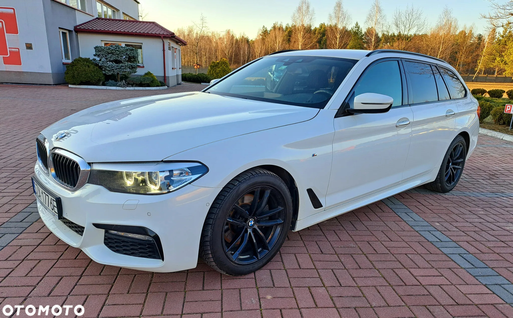 BMW Seria 5 520d xDrive - 2