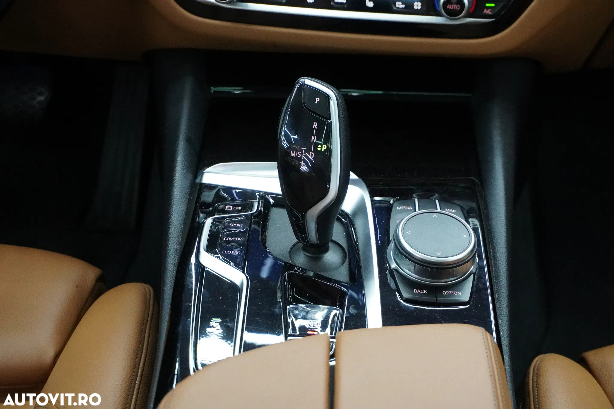 BMW Seria 5 540d xDrive AT MHEV - 21