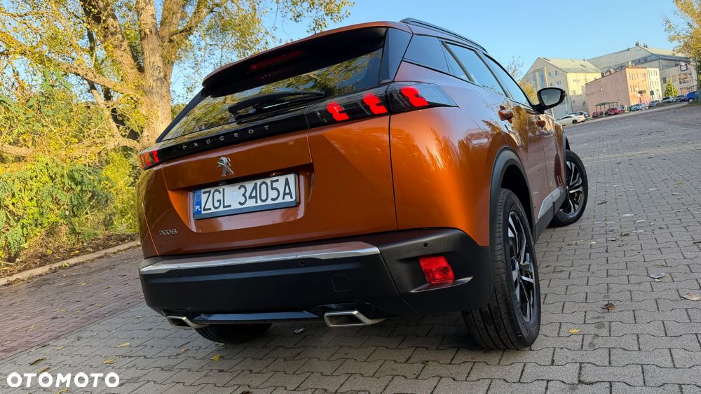 Peugeot 2008 1.2 PureTech Allure Pack S&S - 6