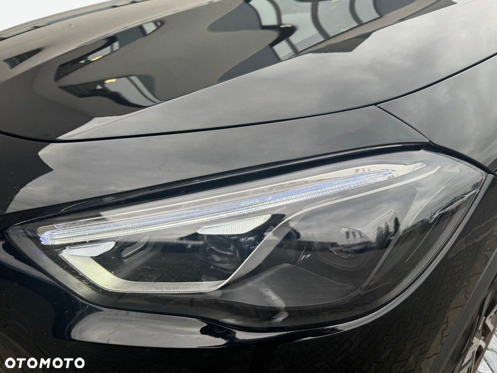 Mercedes-Benz GLA - 27