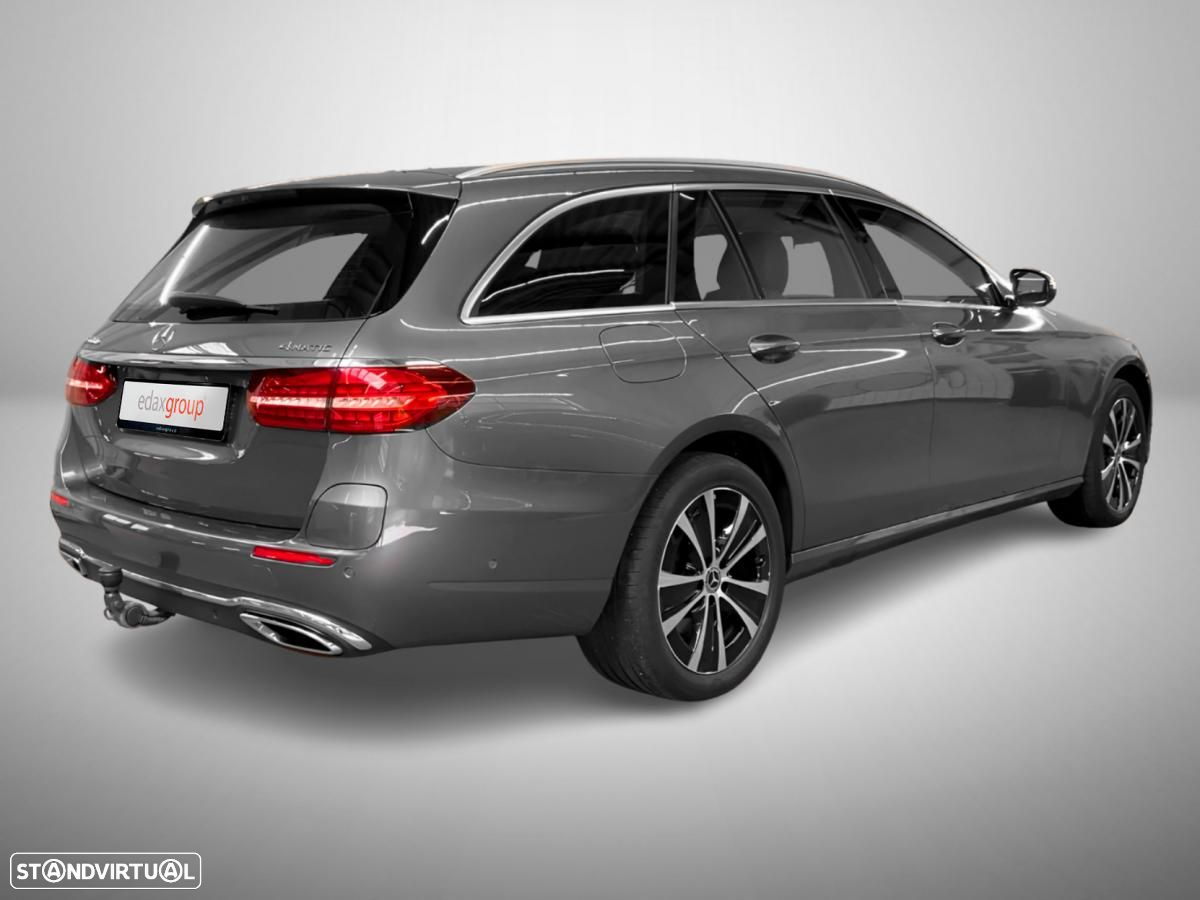 Mercedes-Benz E 300 de Avantgarde 4Matic - 2