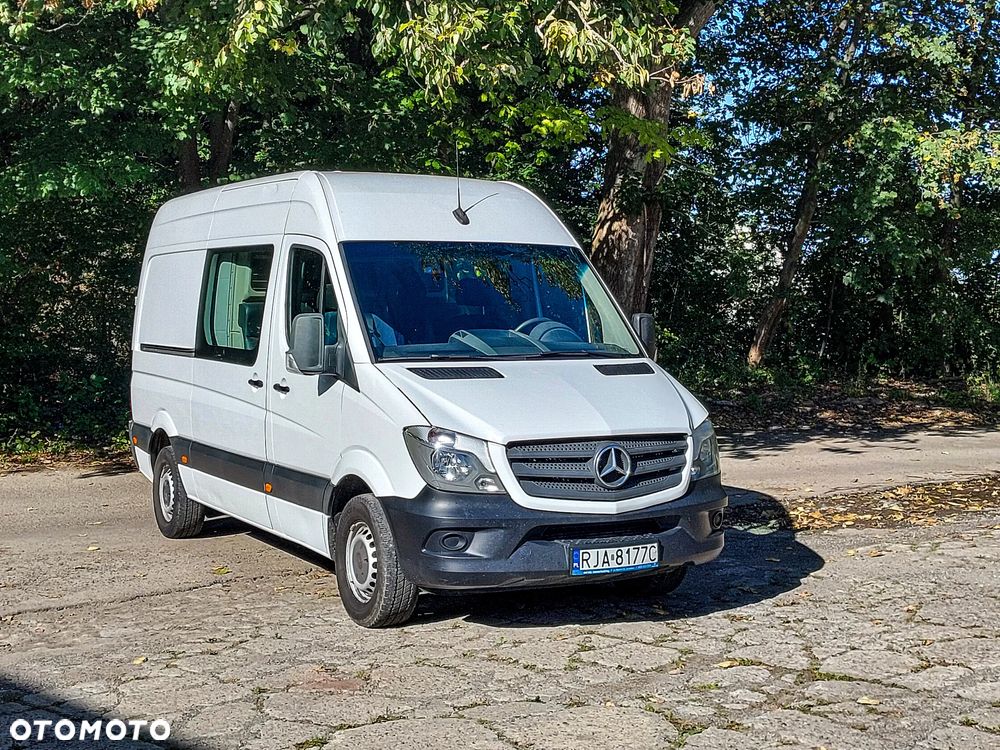 Mercedes-Benz Sprinter - 4