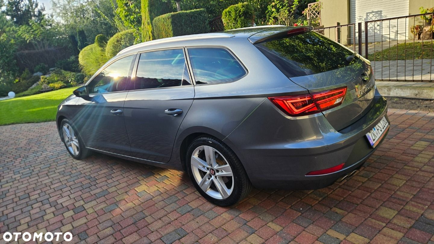 Seat Leon Sportstourer 2.0 TDI FR Plus - 8