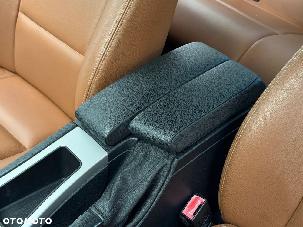 BMW Seria 3 320d - 29