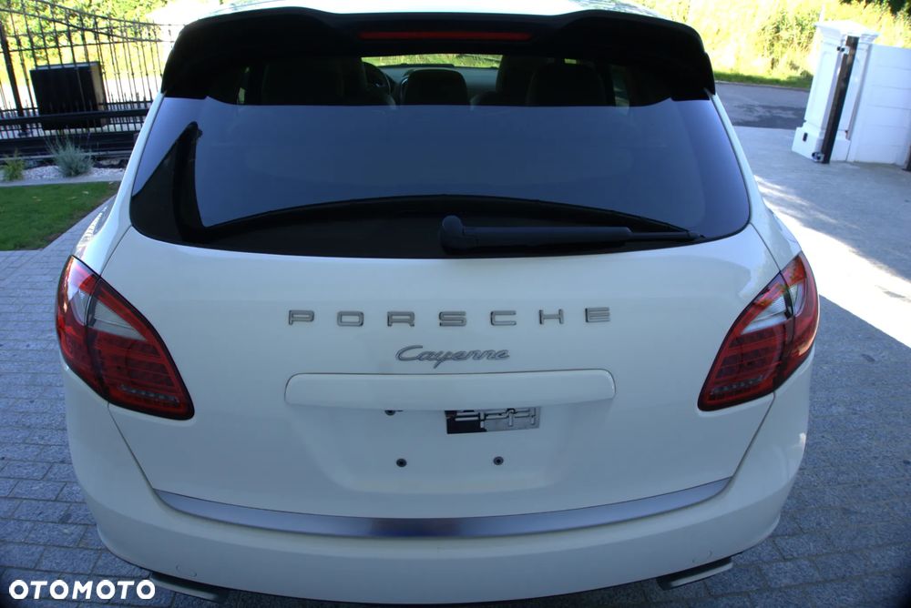 Porsche Cayenne - 10
