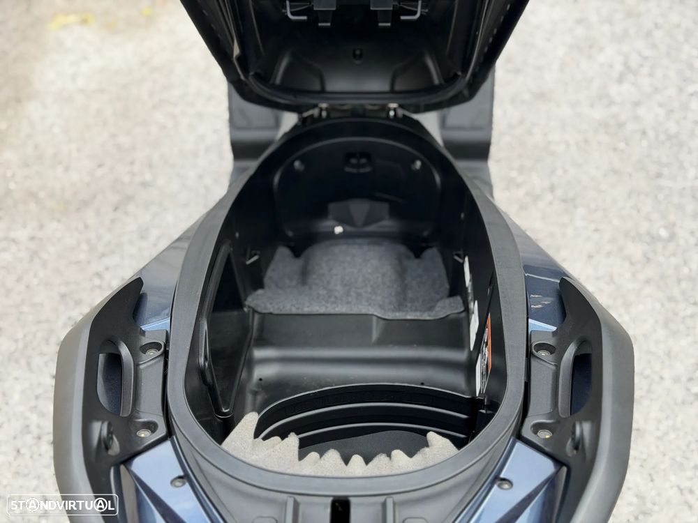 Honda Forza 300 ABS - 9