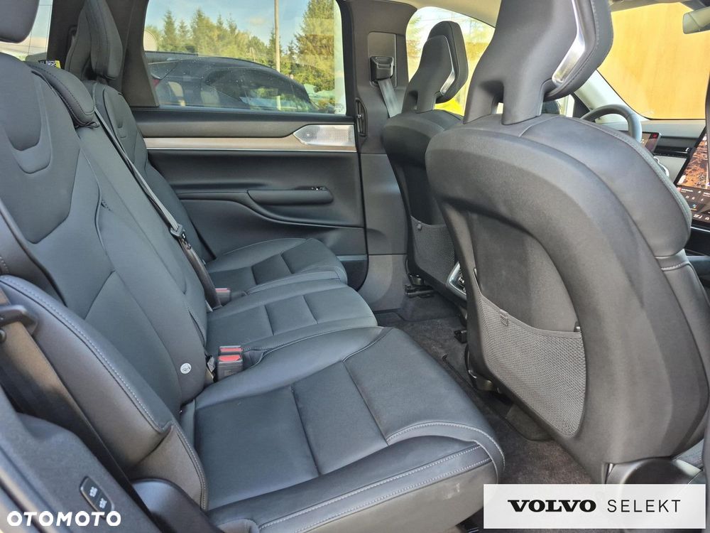 Volvo EX90 - 13
