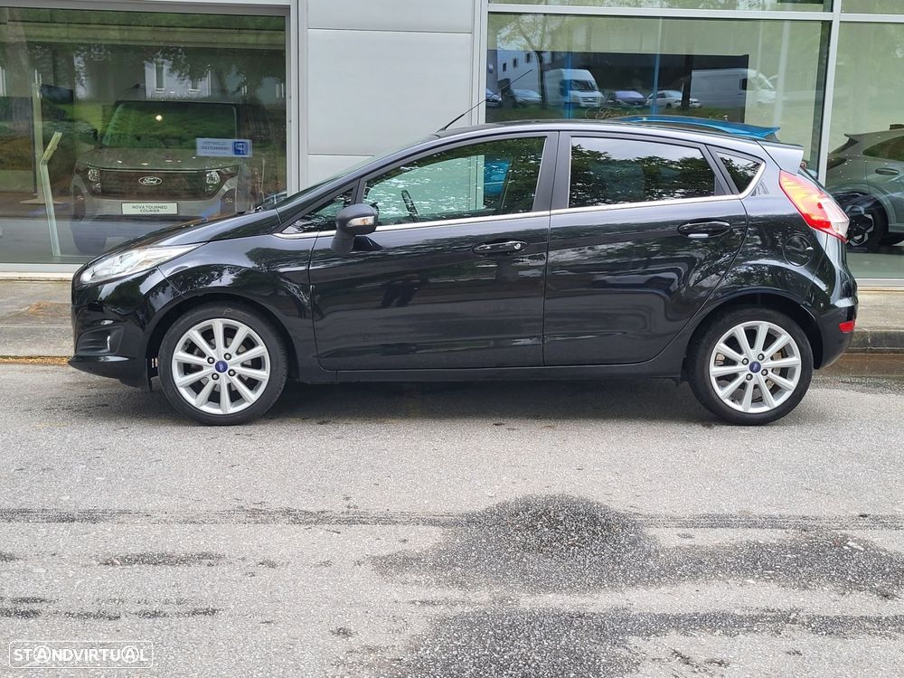 Ford Fiesta 1.0 EcoBoost Titanium - 4