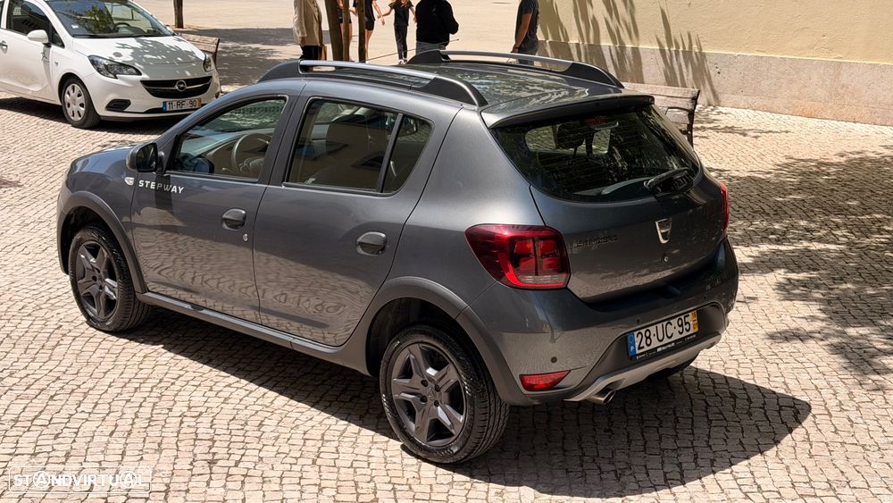 Dacia Sandero 0.9 TCe Stepway - 57
