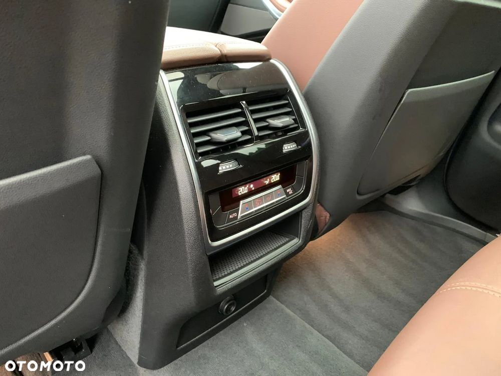 BMW X5 xDrive45e xLine - 15